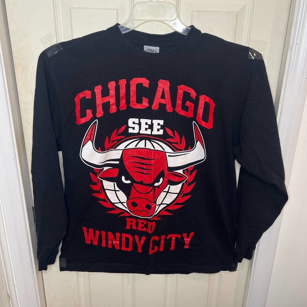 Chicago Bulls “See Red Windy City” Mens XL Heavy Cotton Black long Sleeve